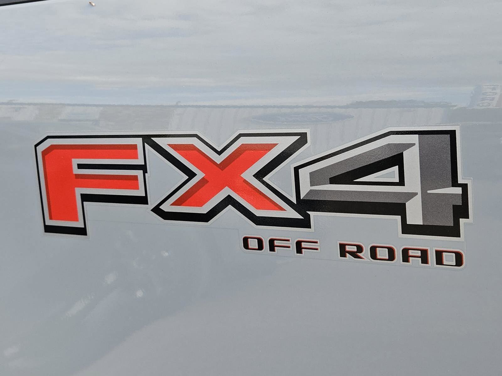2026 Ford F-250 Super Duty Platinum - Photo 7