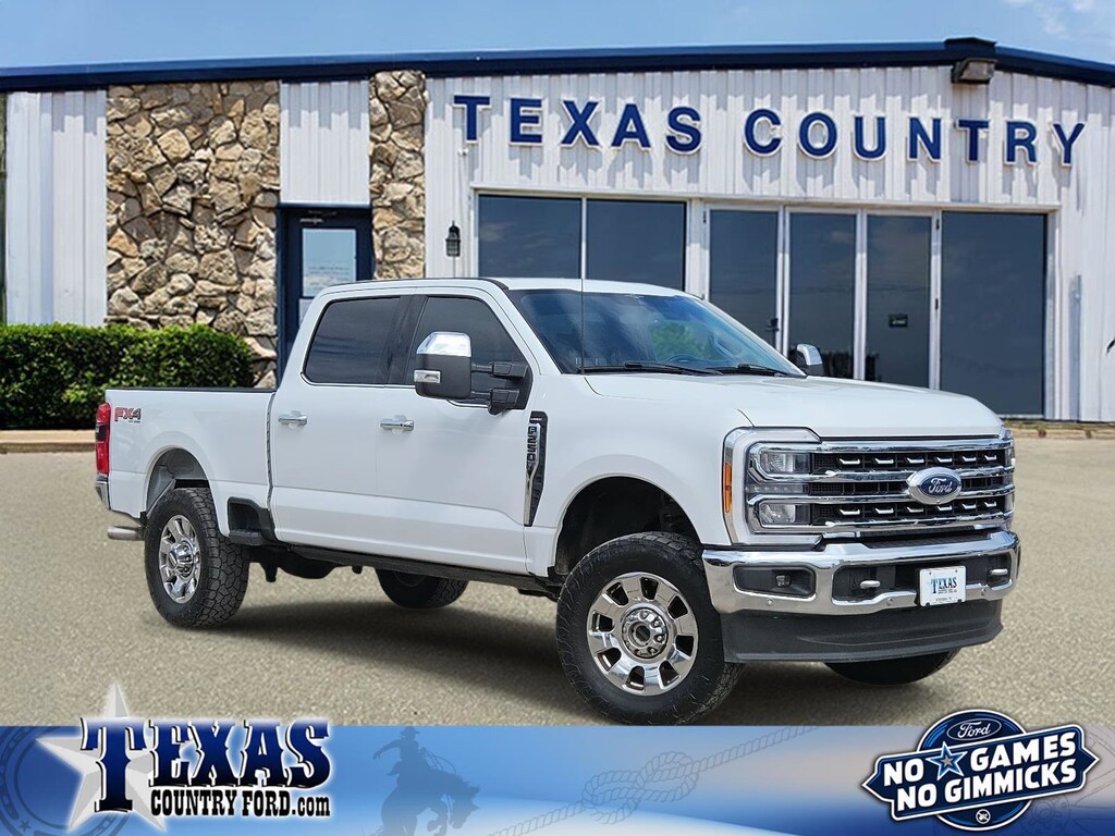 Used 2023 Ford Super Duty F-250 SRW LARIAT Truck Crew Cab