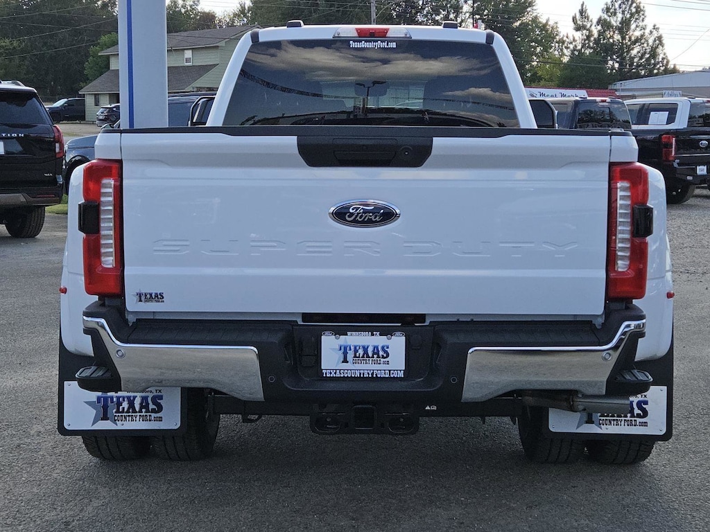 New 2026 Ford F-350 Truck Crew Cab