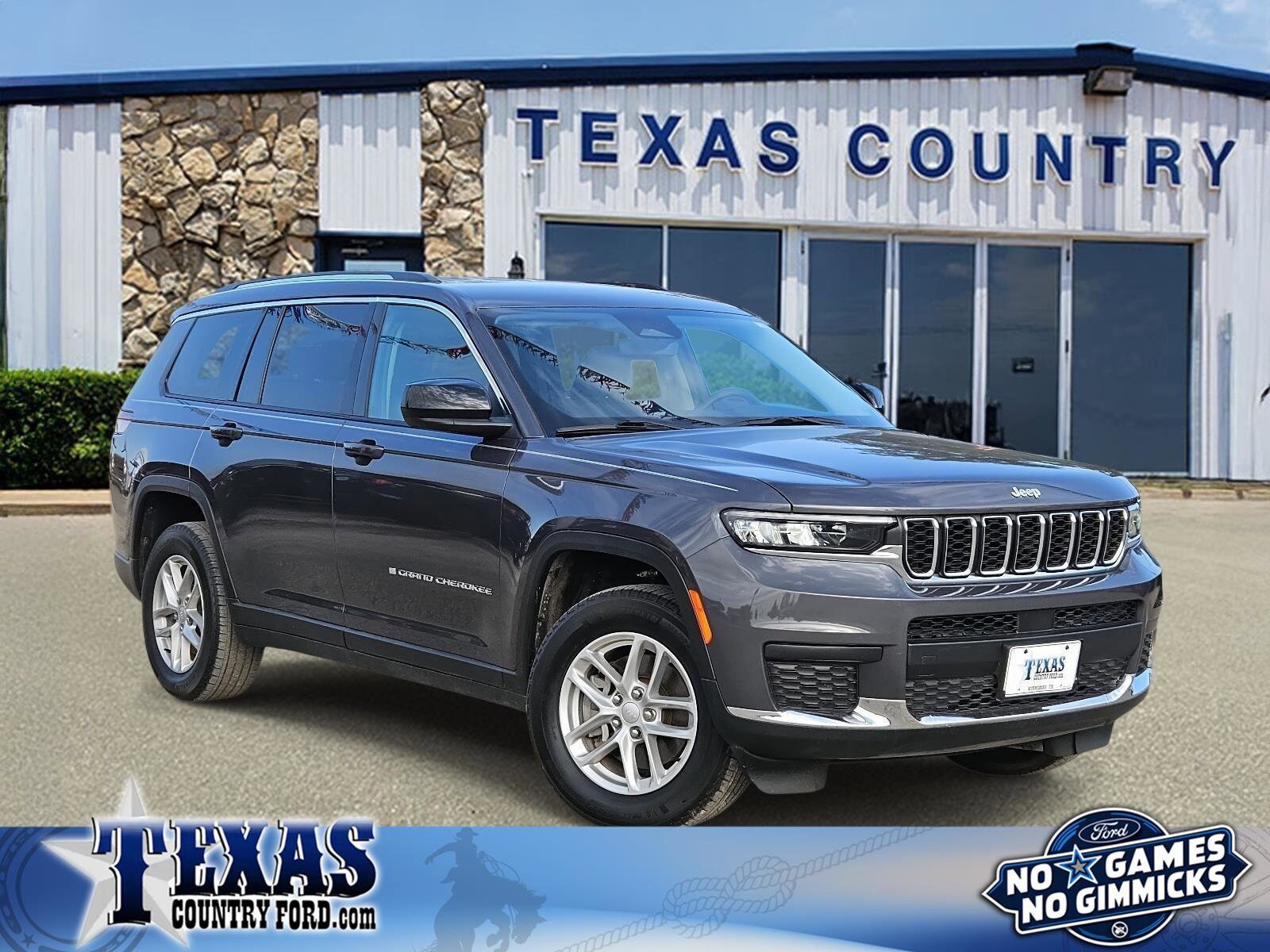 2024 Jeep Grand Cherokee L Laredo's photo