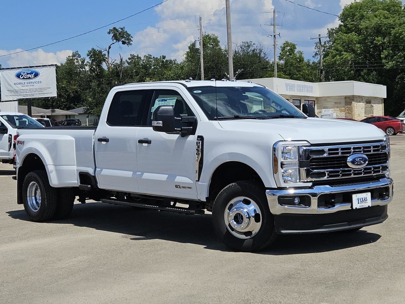 2026 Ford F-350 Truck Crew Cab 