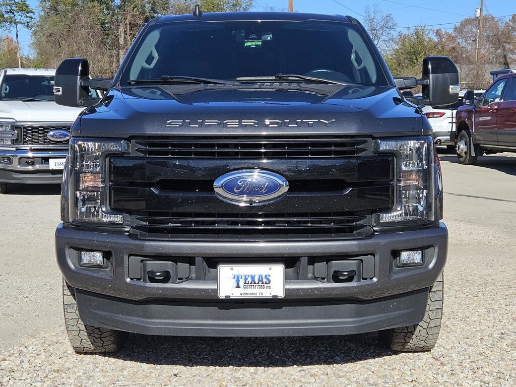 Used 2019 Ford Super Duty F-250 SRW LARIAT Truck Crew Cab