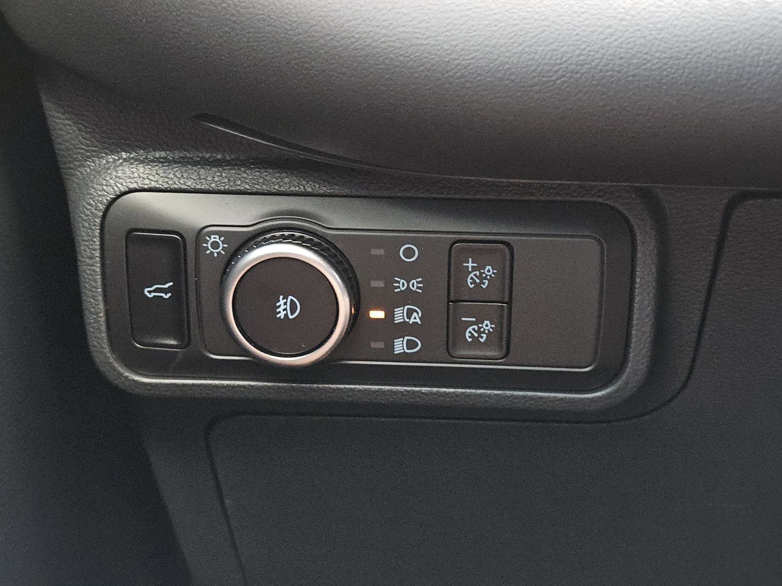 2025 Ford Explorer ST-Line - Photo 18