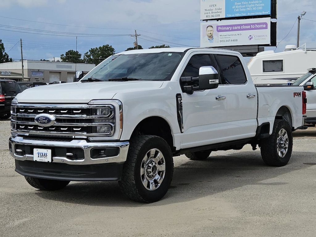 Used 2023 Ford Super Duty F-250 SRW LARIAT Truck Crew Cab