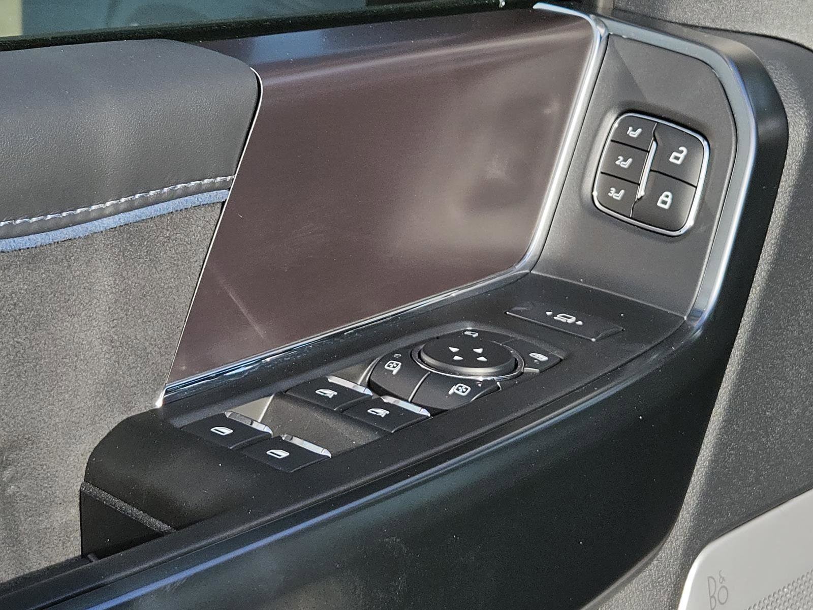2026 Ford F-250 Super Duty Platinum - Photo 28