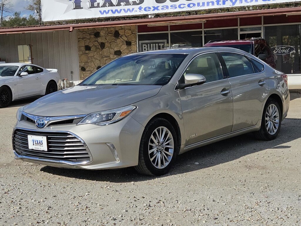 Used 2018 Toyota Avalon Hybrid XLE Plus Sedan
