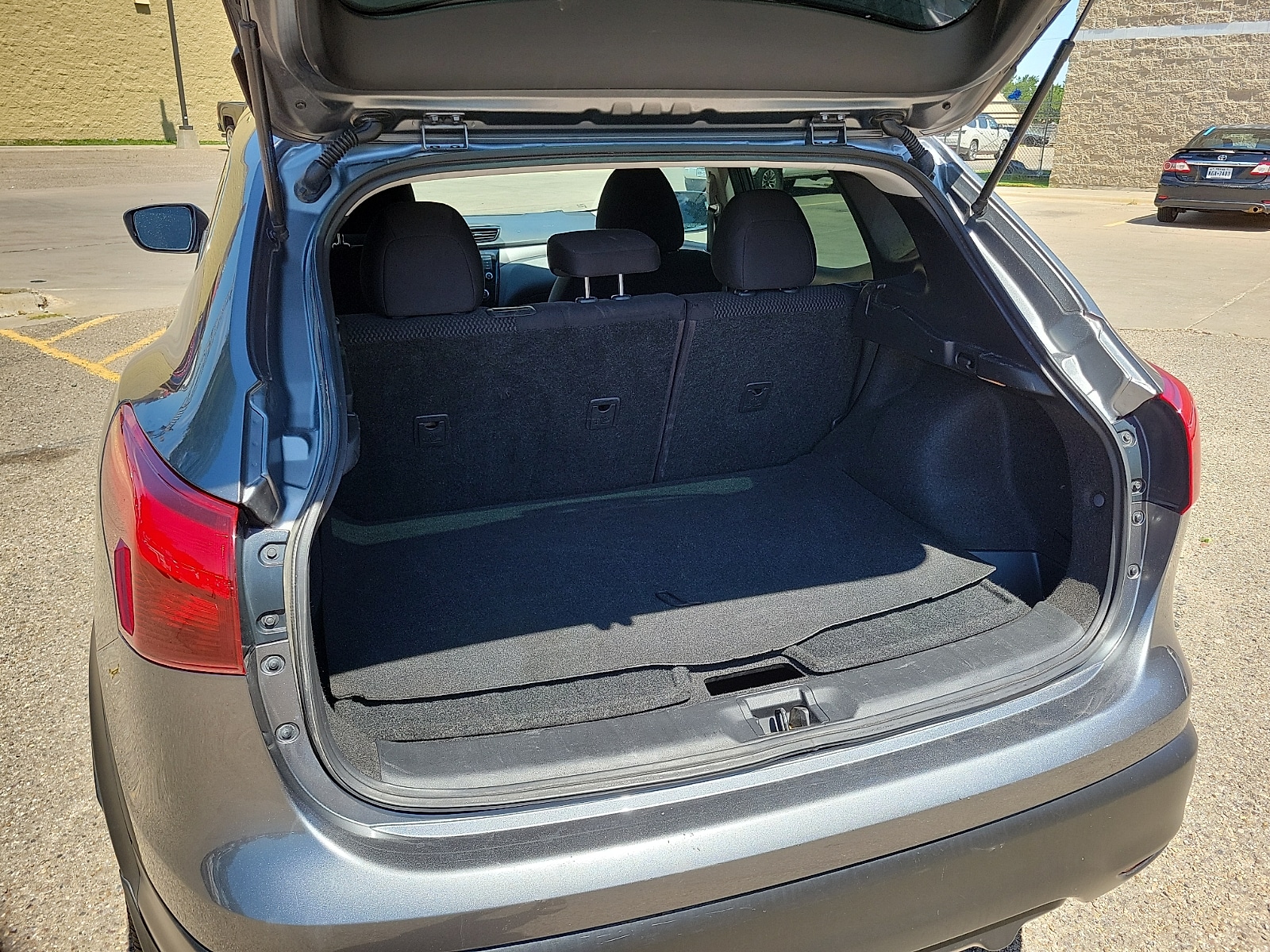 2019 Nissan Rogue Sport S - Photo 8