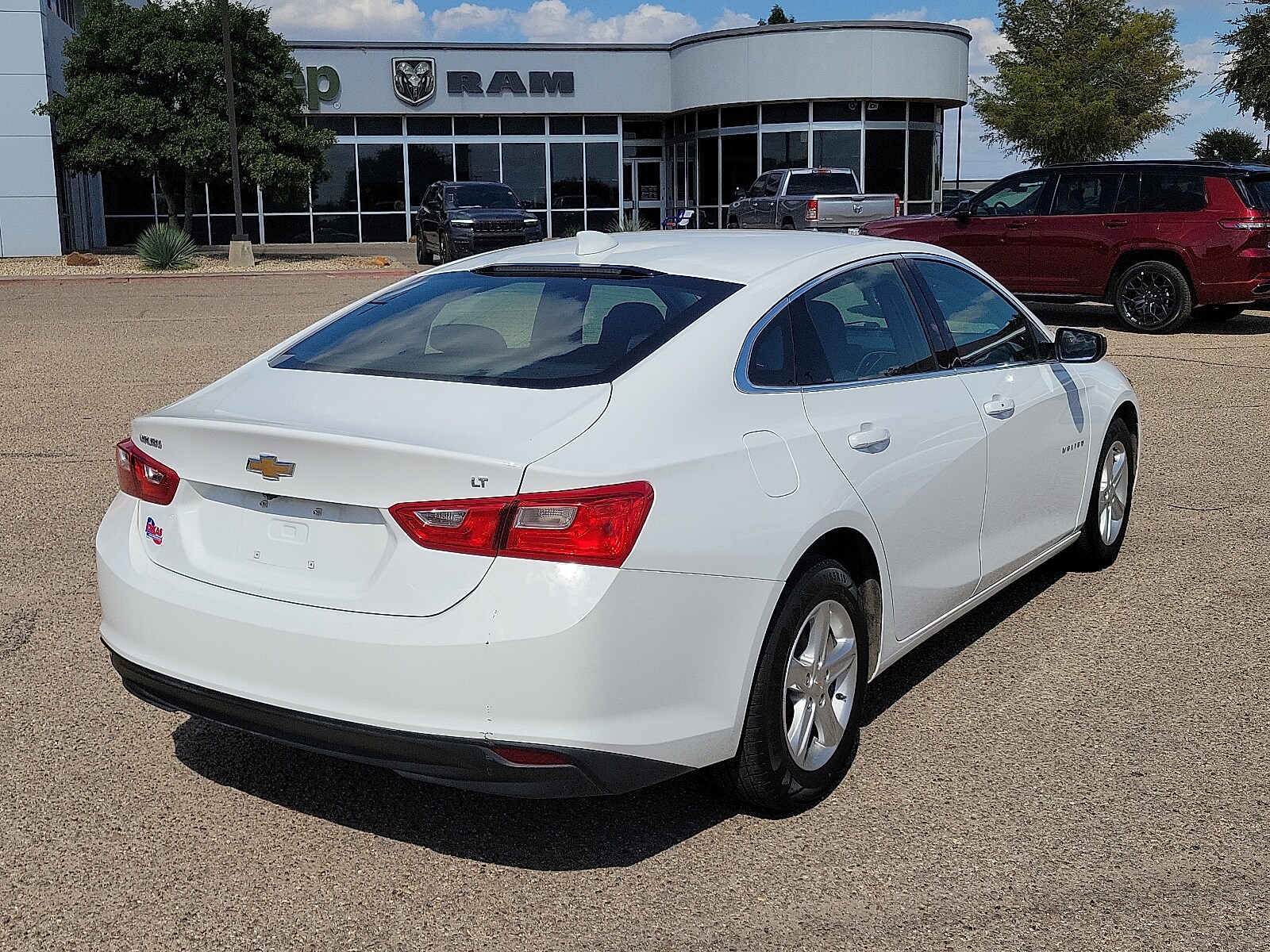 2023 Chevrolet Malibu 1LT photo 4