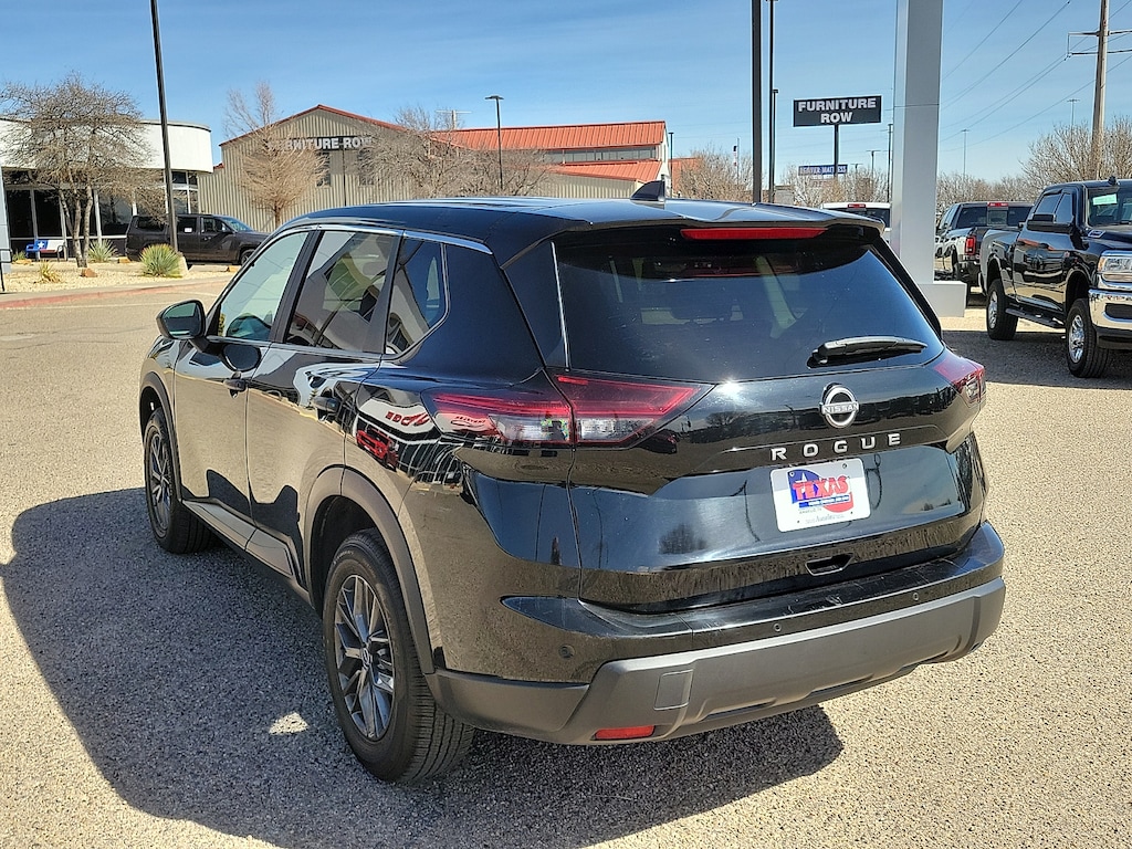 Used 2024 Nissan Rogue S SUV