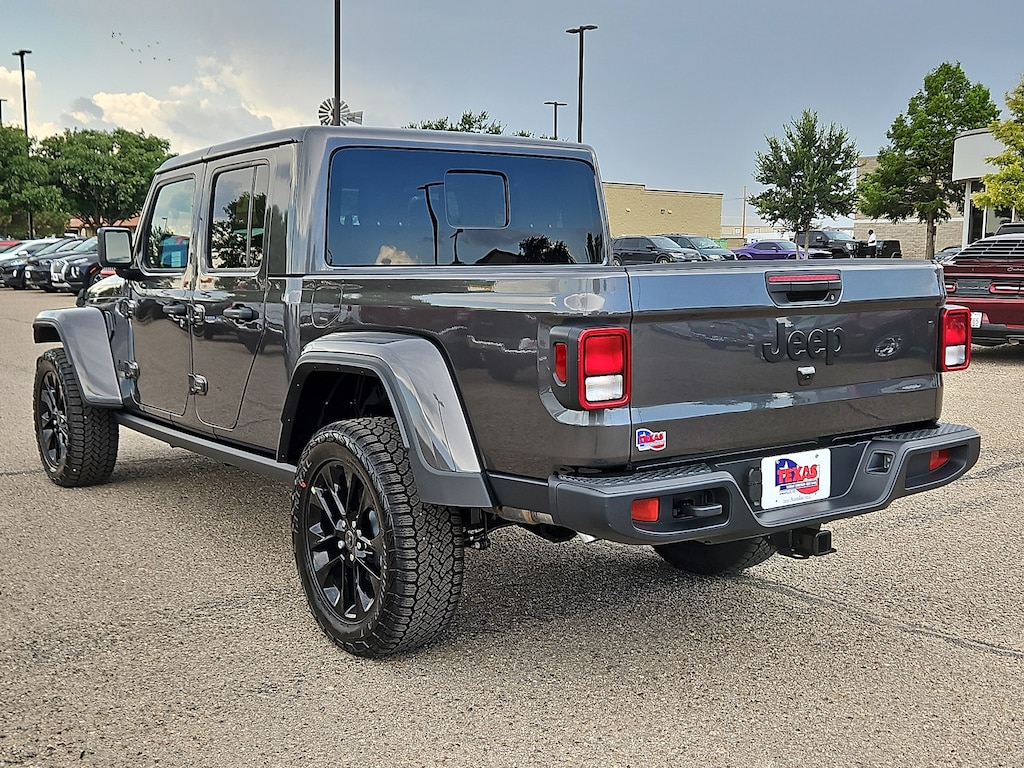 New 2024 Jeep Gladiator NIGHTHAWK 4X4 For Sale Amarillo TX