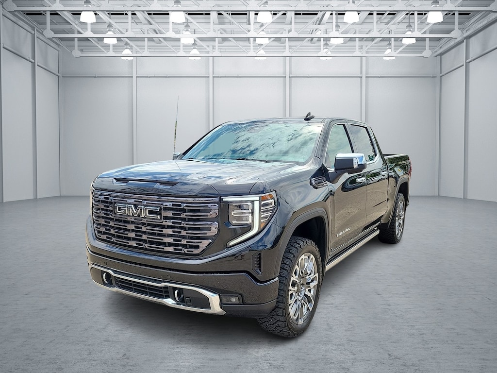 Used 2026 GMC Sierra 1500 Denali Ultimate Truck Crew Cab