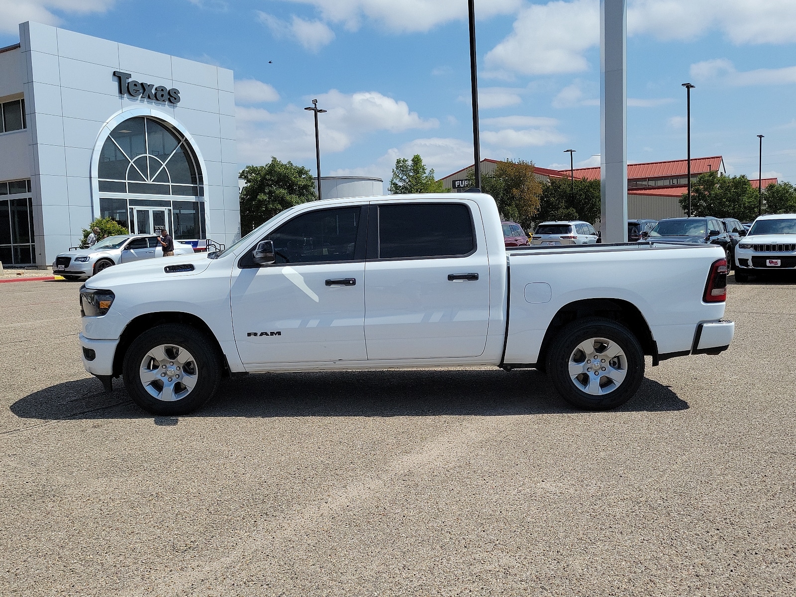 Used 2024 RAM Ram 1500 Pickup Big Horn/Lone Star with VIN 1C6SRFFT8RN105427 for sale in Amarillo, TX