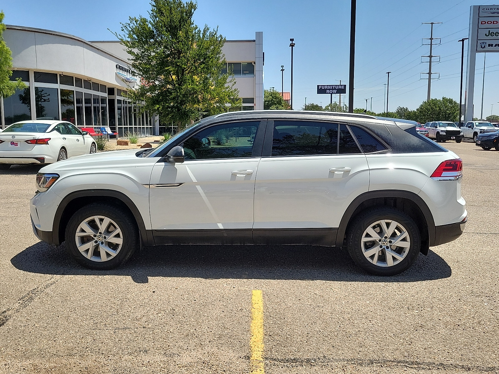 2020 Volkswagen Atlas Cross Sport S - Photo 2