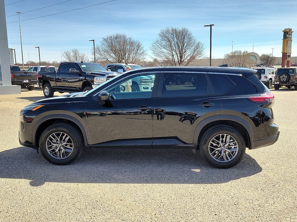 Used 2024 Nissan Rogue S SUV