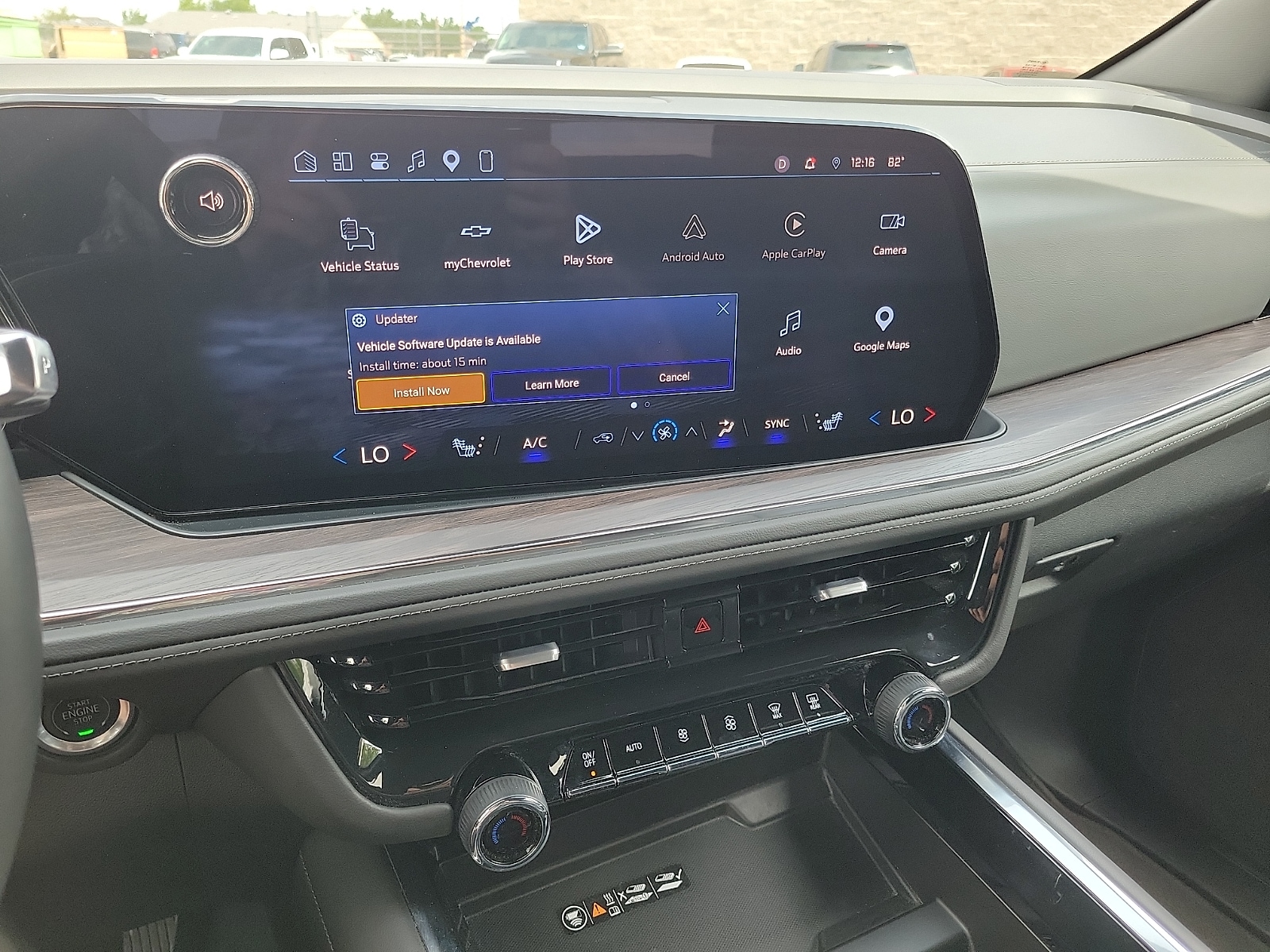 2025 Chevrolet Tahoe LT - Photo 15