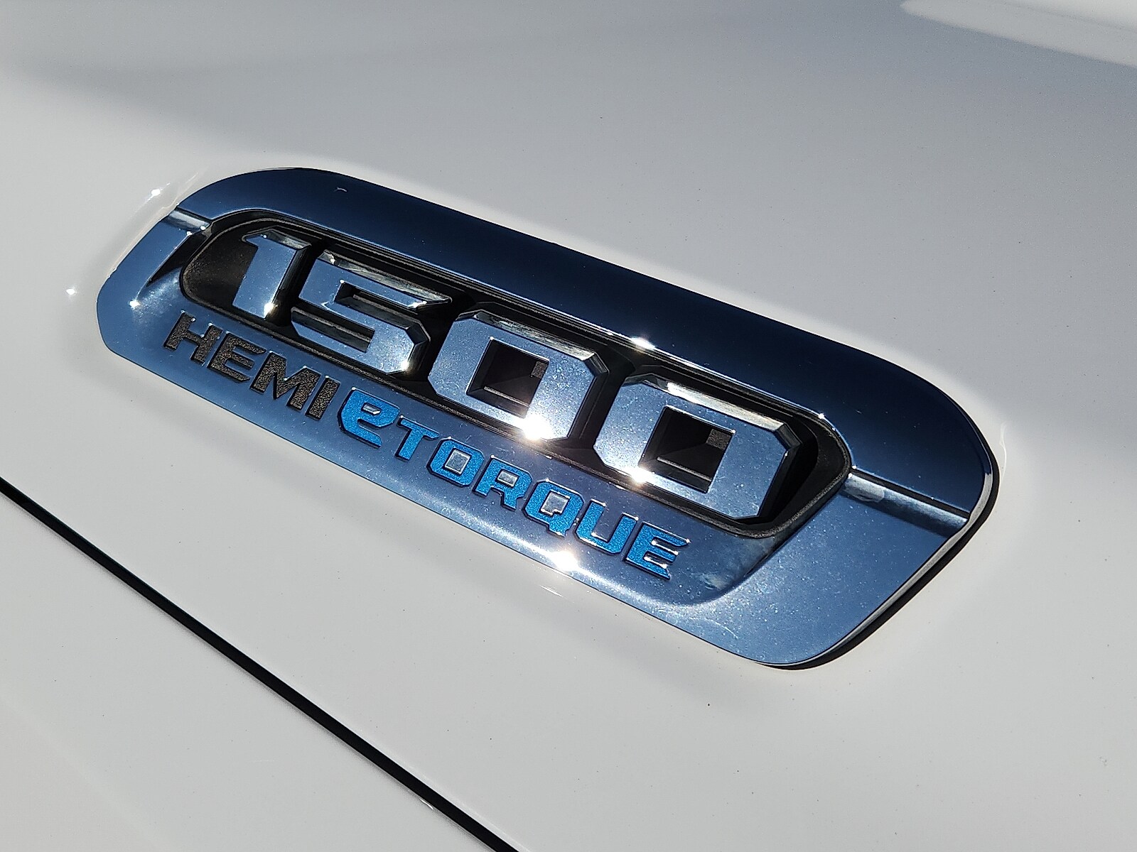 2021 Ram 1500 Laramie photo 2