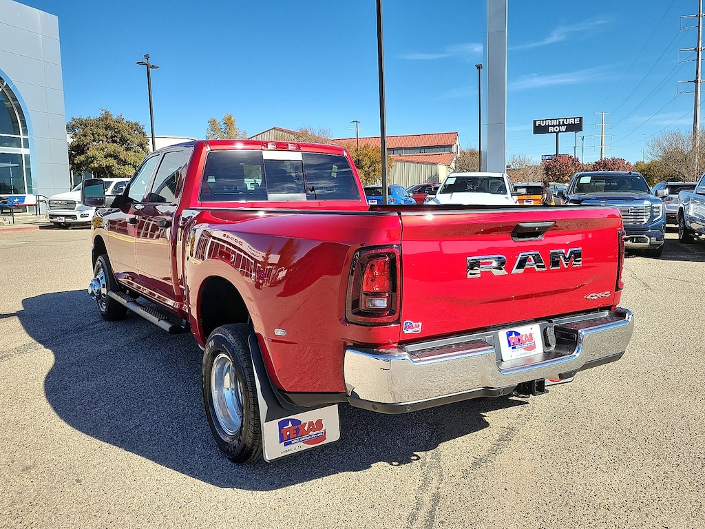 New 2026 Ram 3500 TRADESMAN CREW CAB 4X4 8' BOX Pickup