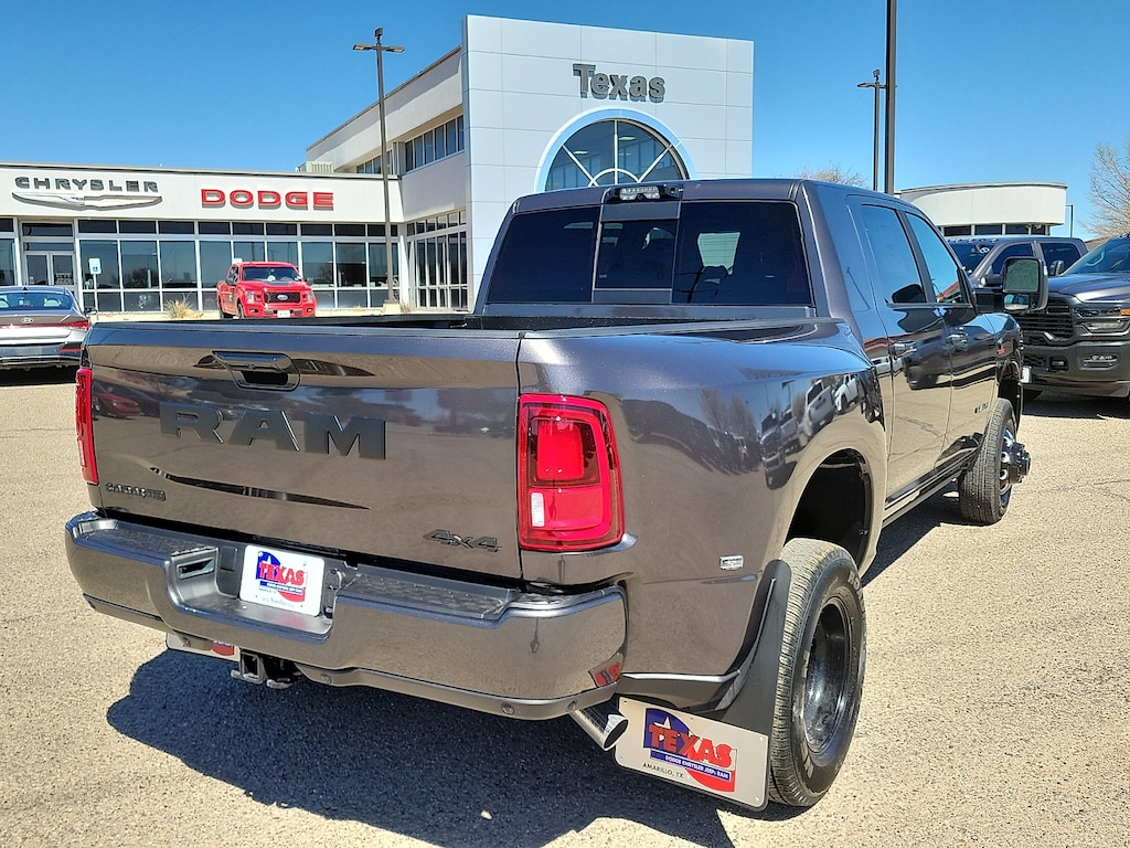 New 2026 Ram 3500 LARAMIE MEGA CAB 4X4 6'4 BOX Pickup