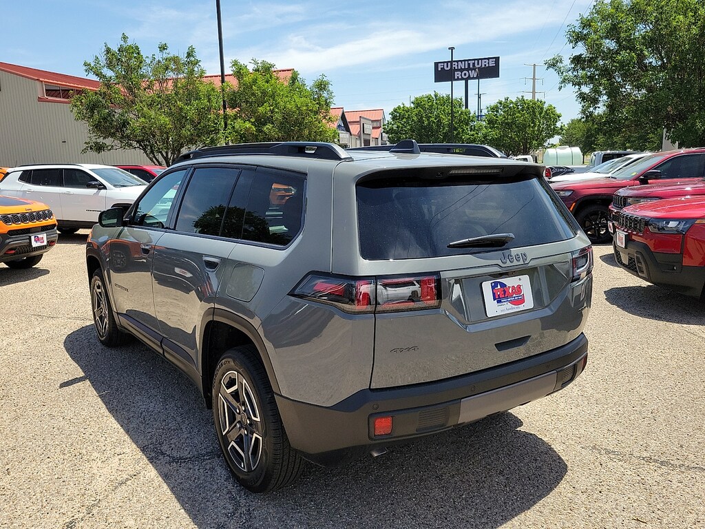 New 2026 Jeep Cherokee LAREDO 4X4 Sport Utility