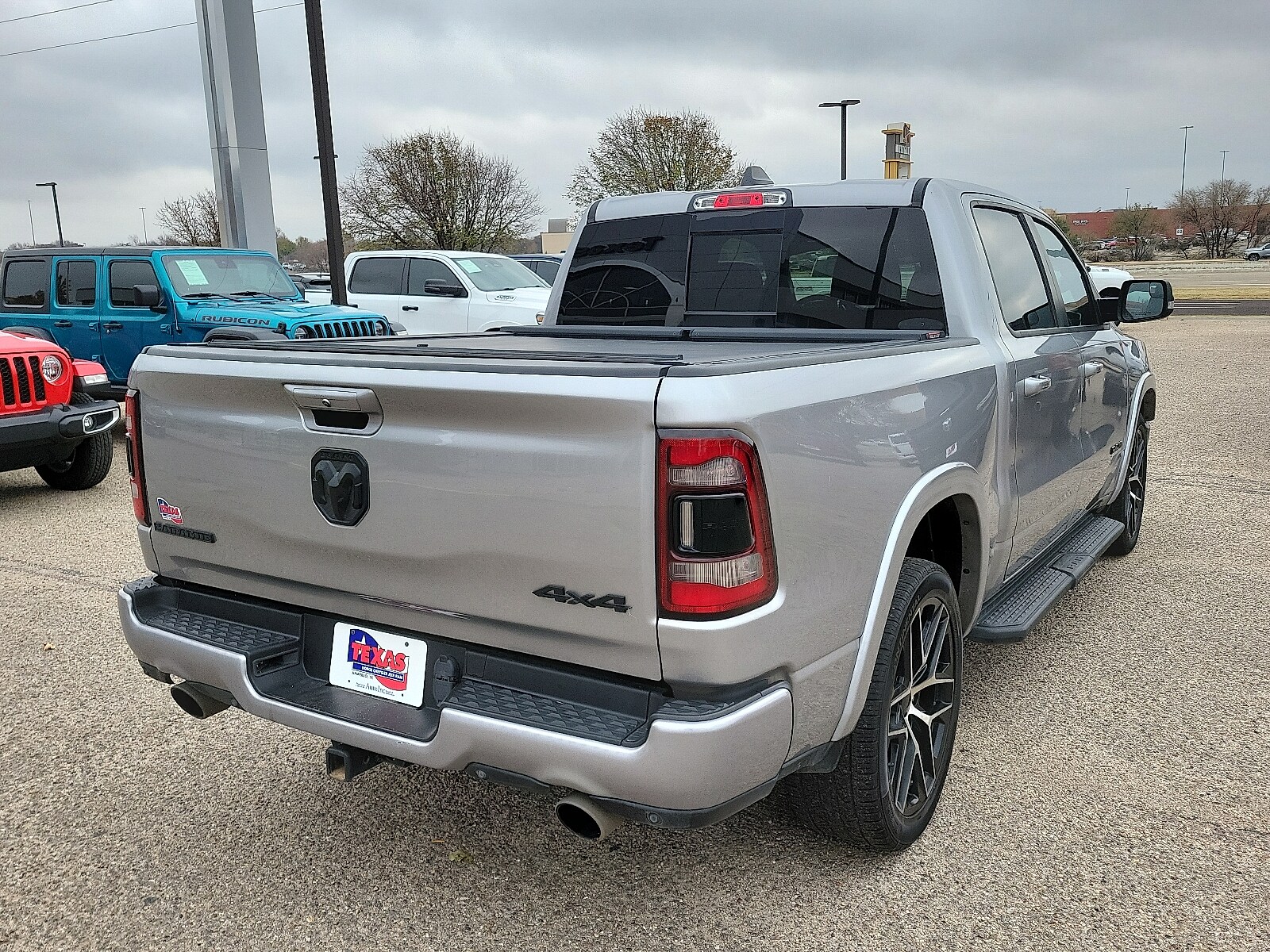 2022 Ram 1500 Laramie photo 4