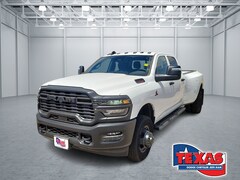 2026 Ram 3500 TRADESMAN CREW CAB 4X4 8' BOX Pickup