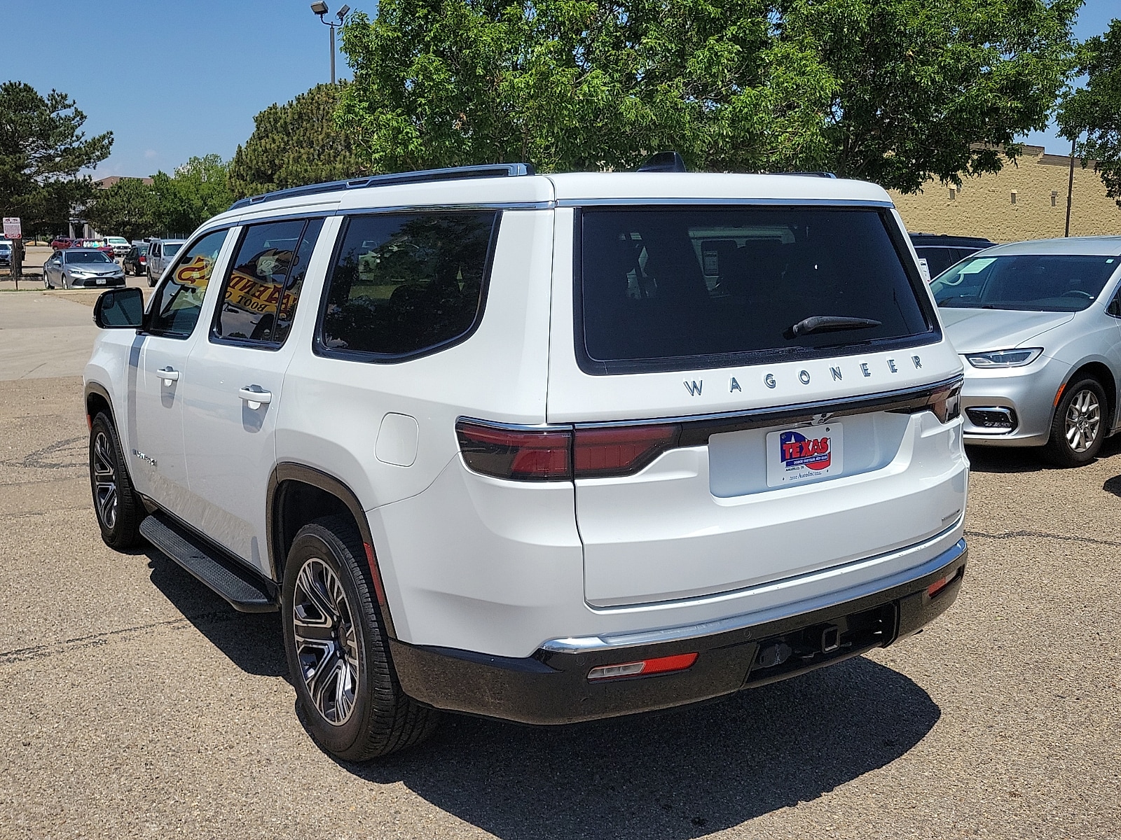 2024 Jeep Wagoneer Series II - Photo 3