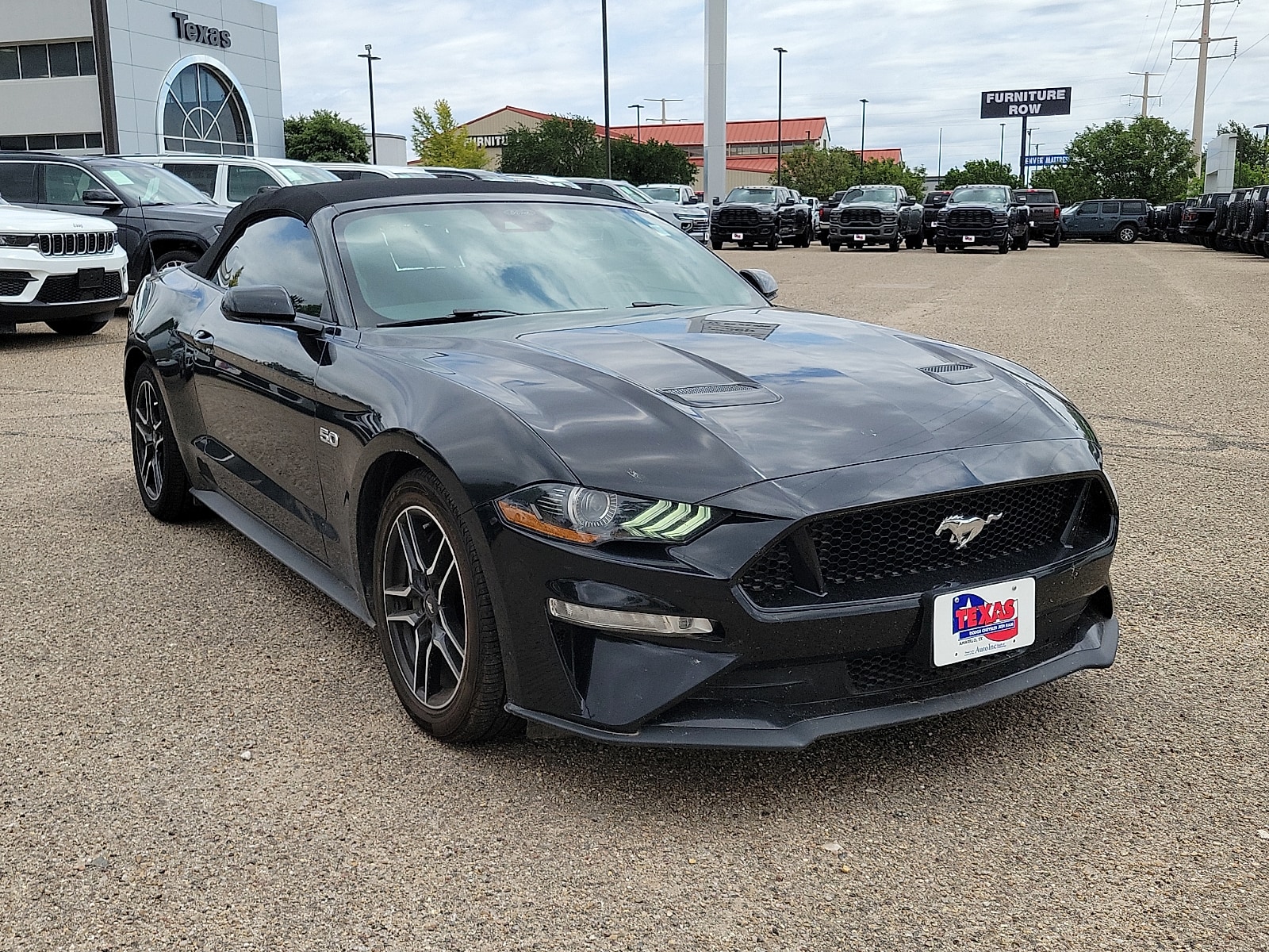 2023 Ford Mustang GT Premium - Photo 6