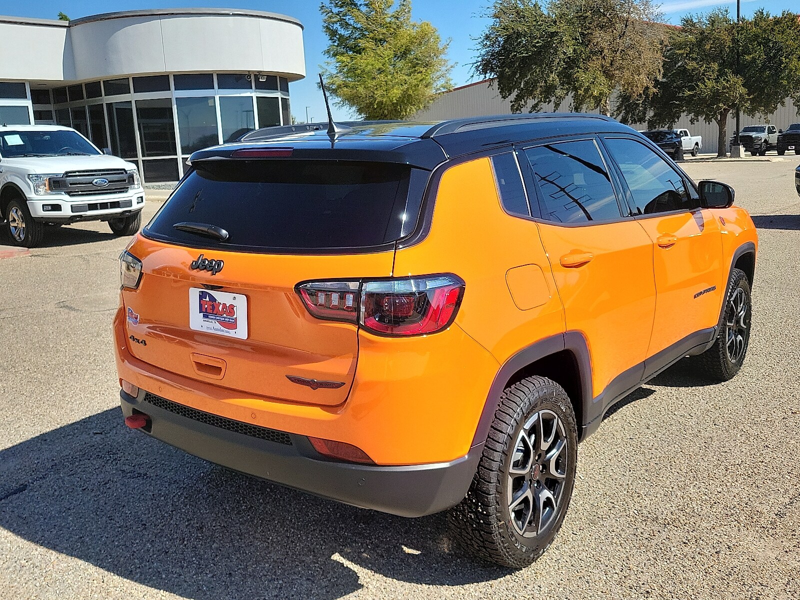 2026 Jeep Compass Trailhawk Sport photo 4