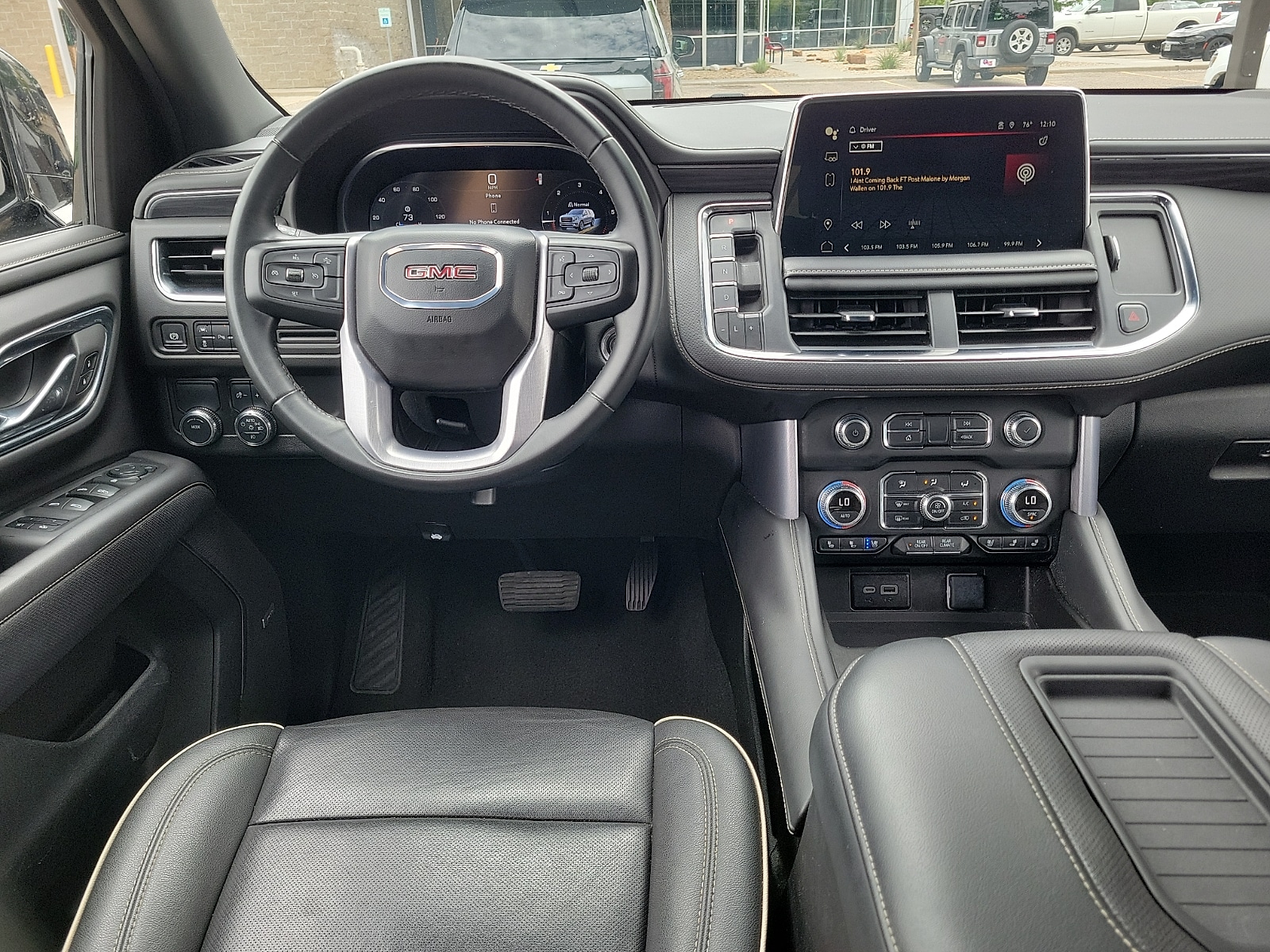 2024 GMC Yukon SLT - Photo 10