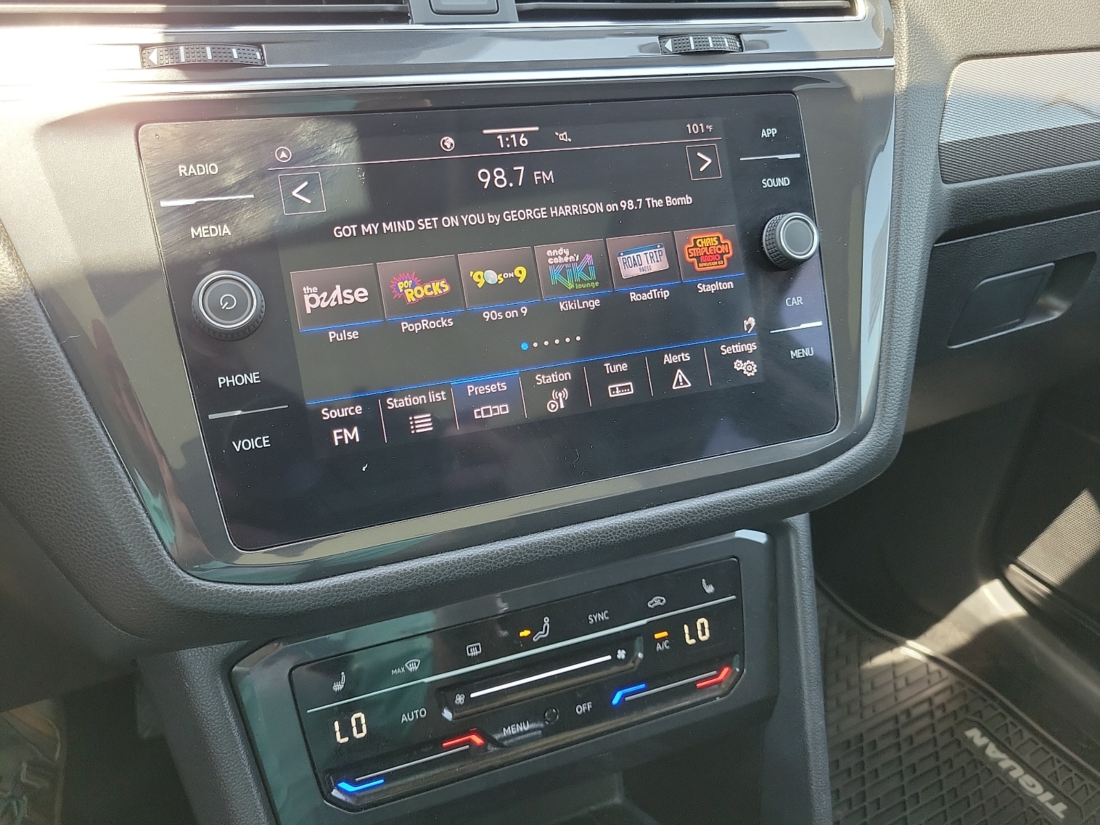 2023 Volkswagen Tiguan SE - Photo 15