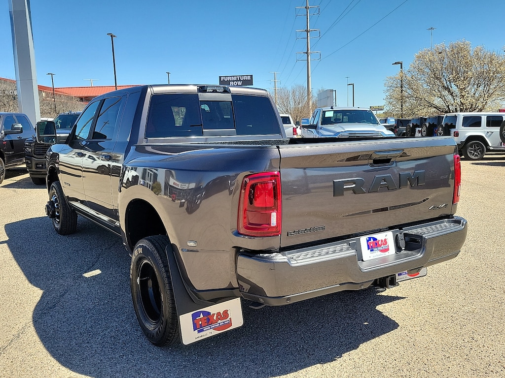 New 2026 Ram 3500 LARAMIE MEGA CAB 4X4 6'4 BOX Pickup