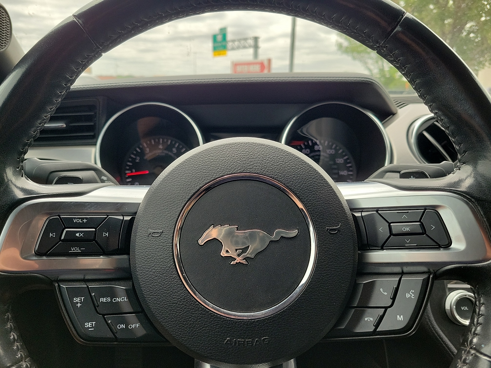 2023 Ford Mustang GT Premium - Photo 15