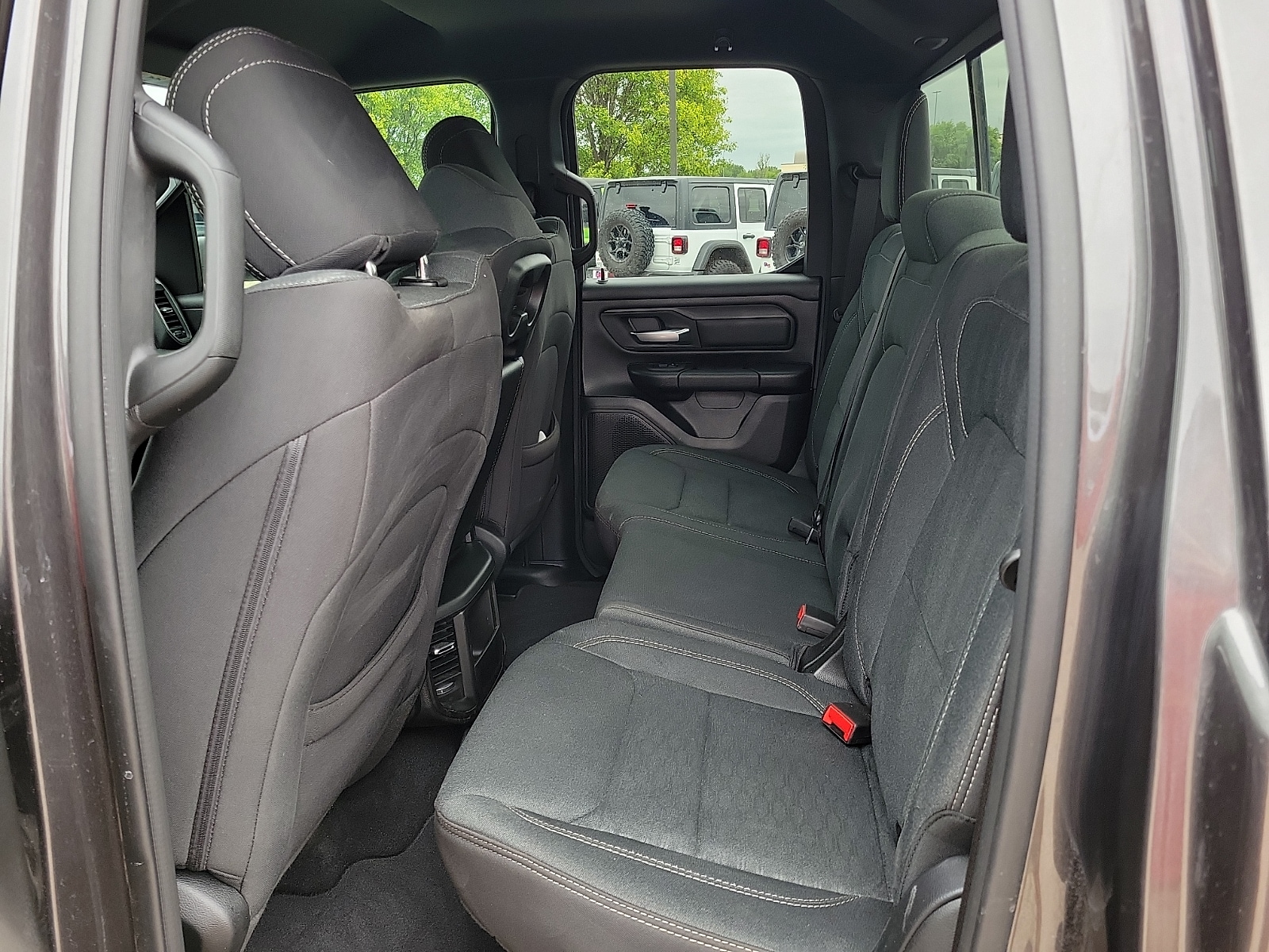 2025 RAM Ram 1500 Pickup Tradesman - Photo 9