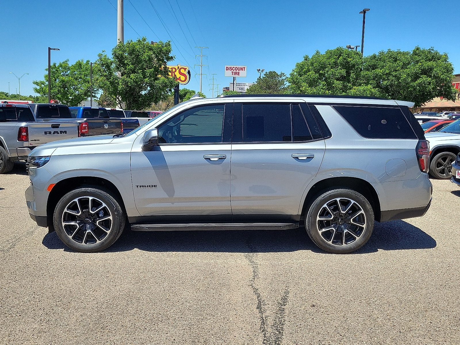 Used 2023 Chevrolet Tahoe RST with VIN 1GNSKRKD8PR524727 for sale in Amarillo, TX