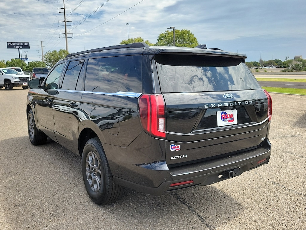 Used 2025 Ford Expedition Max Active SUV