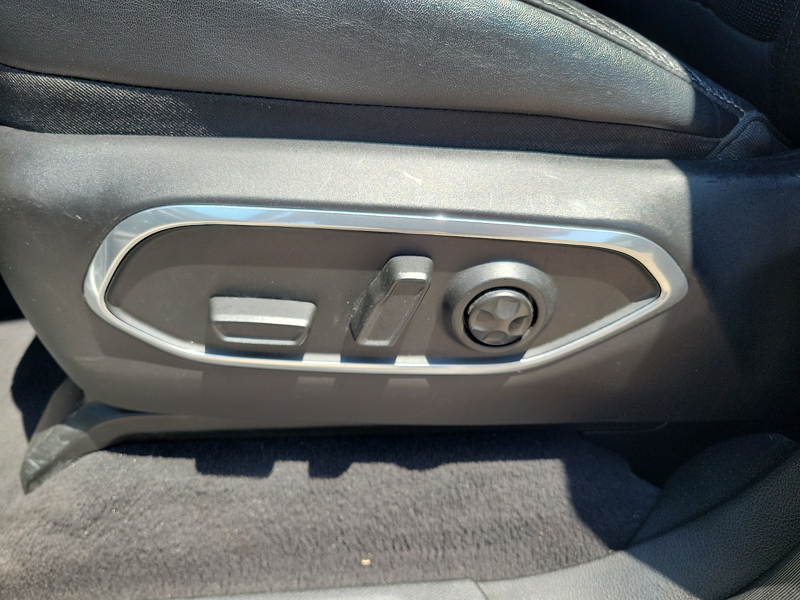 2024 Jeep Wagoneer Series II - Photo 13