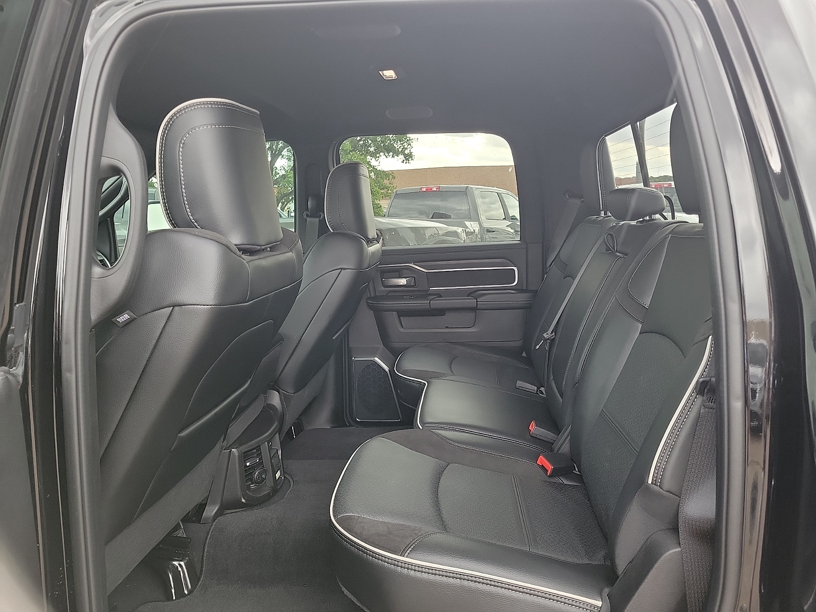 2026 RAM Ram 2500 Pickup Laramie - Photo 9