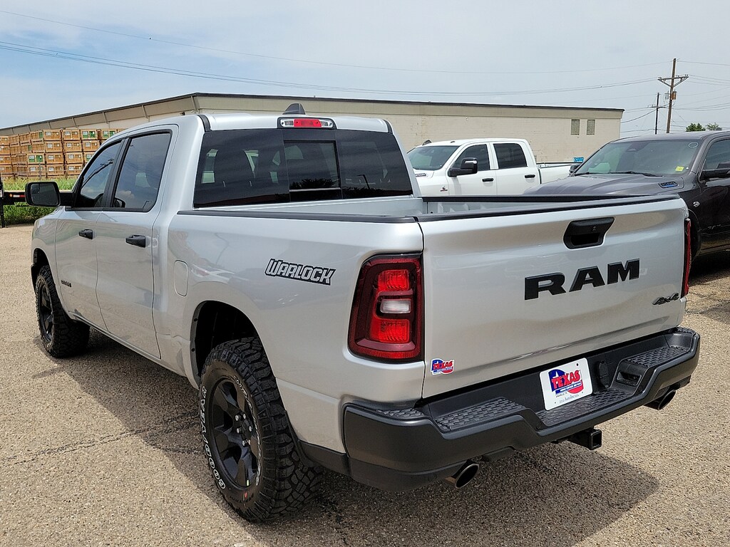 New 2026 Ram 1500 WARLOCK CREW CAB 4X4 5'7 BOX Pickup