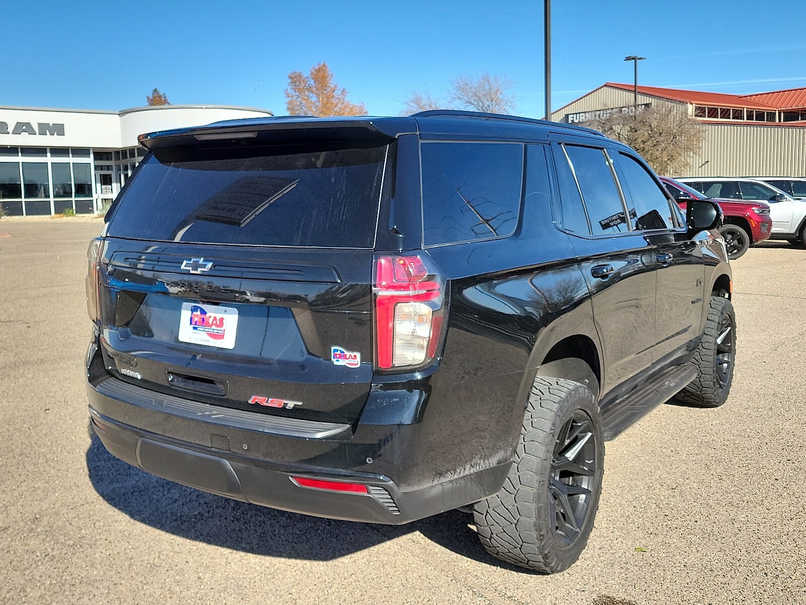 2023 Chevrolet Tahoe RST photo 2