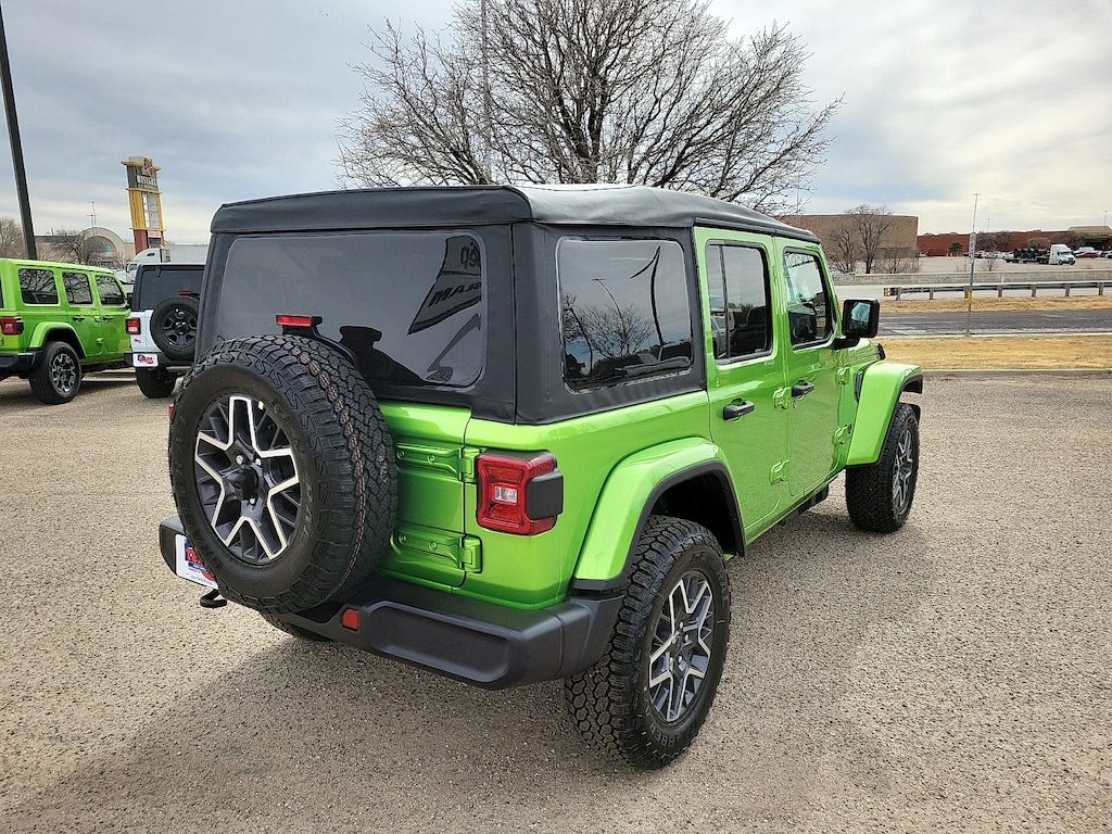 New 2026 Jeep Wrangler 4-DOOR SAHARA Sport Utility