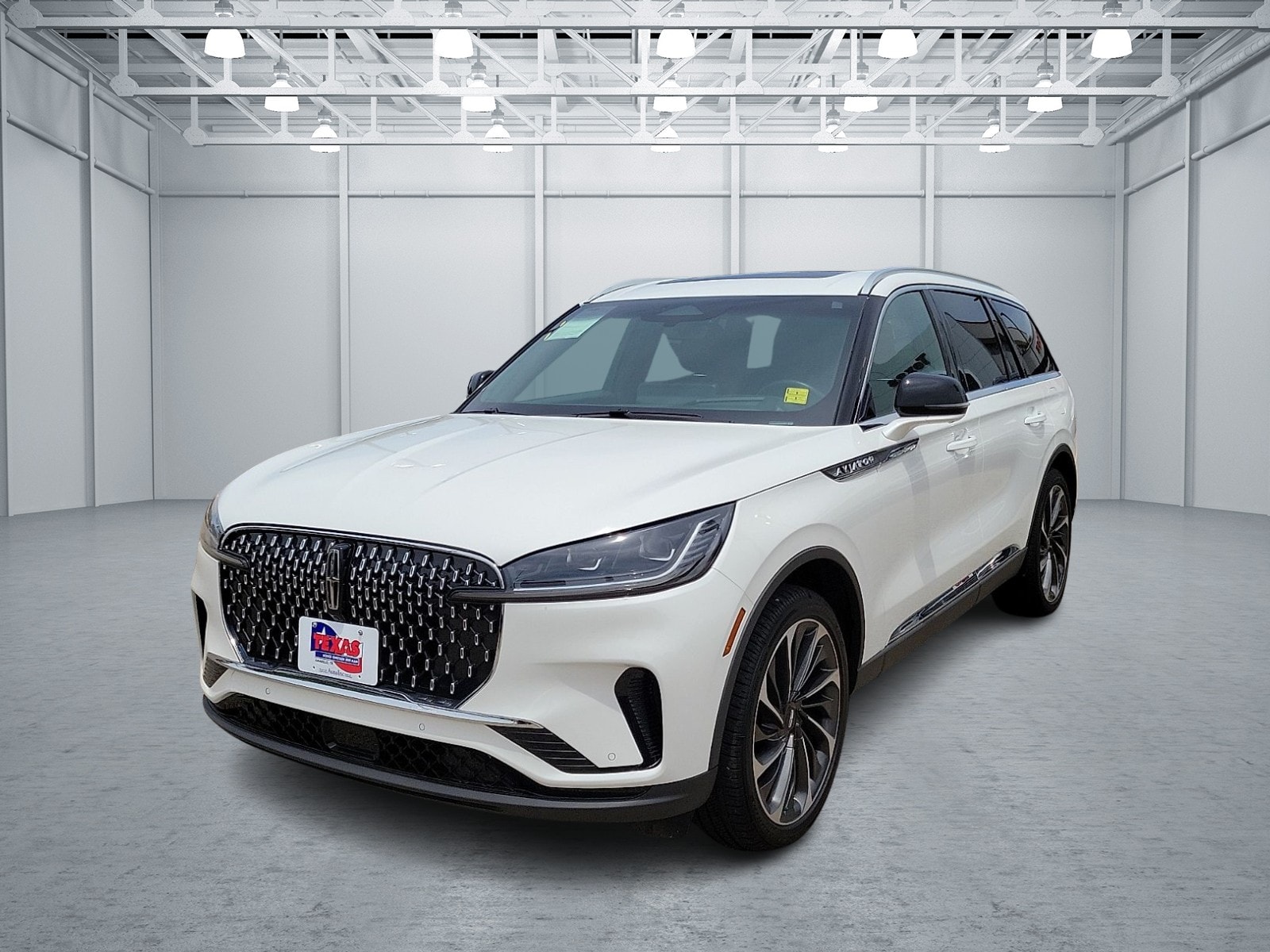 2025 Lincoln Aviator Reserve AWD's photo