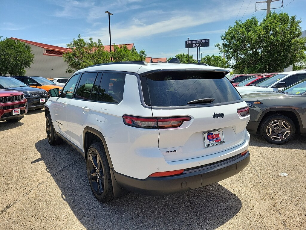 New 2026 Jeep Grand Cherokee L LIMITED 4X4 Sport Utility