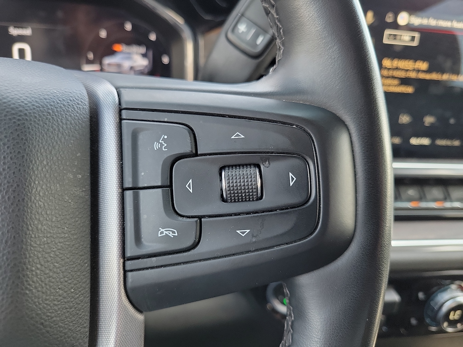 2025 GMC Sierra 1500 SLT - Photo 19
