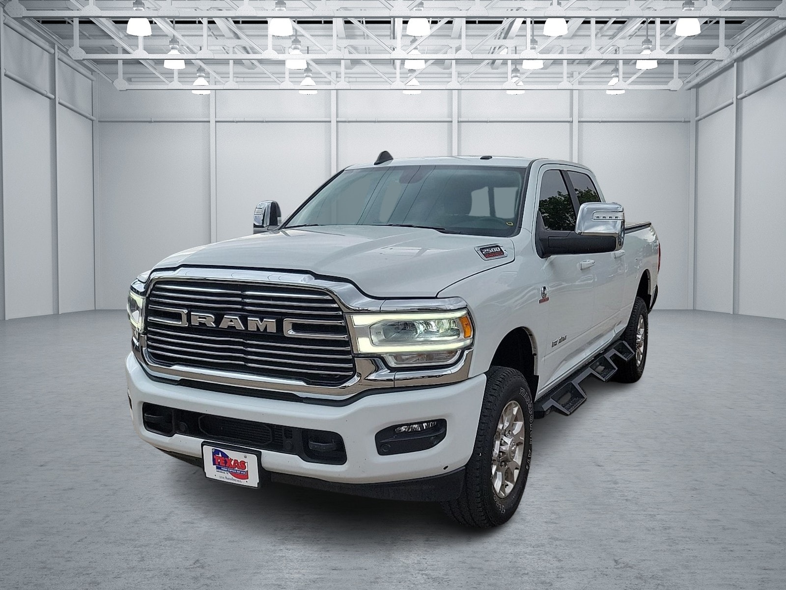 2024 RAM 2500 Laramie 4X4 Crew Cab SWB's photo