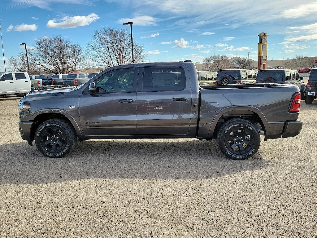New 2026 Ram 1500 LONE STAR CREW CAB 4X4 5'7 BOX Pickup
