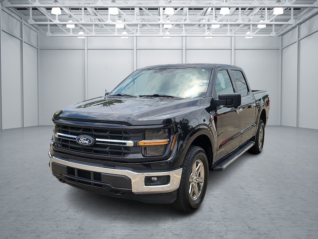 Used 2024 Ford F-150 XLT Truck SuperCrew Cab