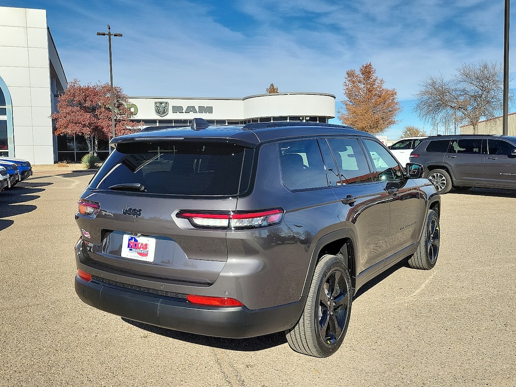 New 2025 Jeep Grand Cherokee L ALTITUDE 4X4 Sport Utility