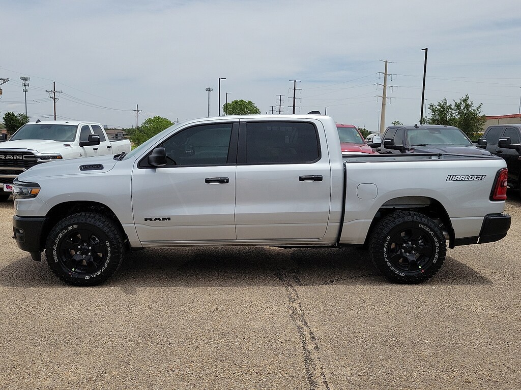New 2026 Ram 1500 WARLOCK CREW CAB 4X4 5'7 BOX Pickup