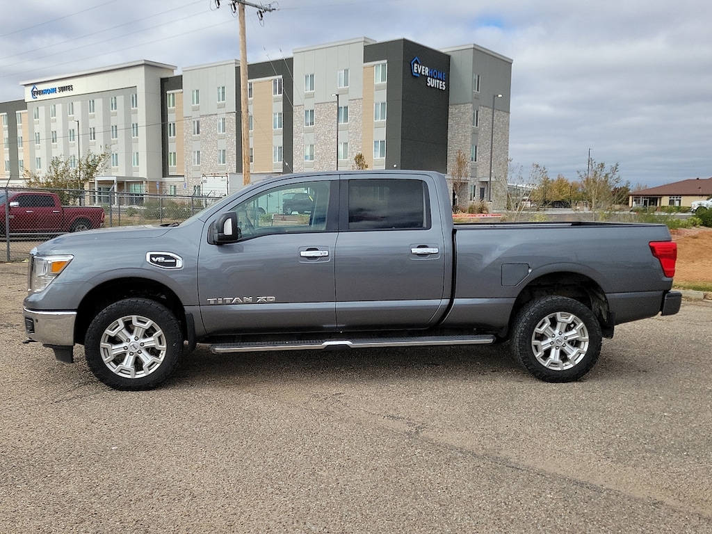Used 2018 Nissan Titan XD SV Gas Truck Crew Cab