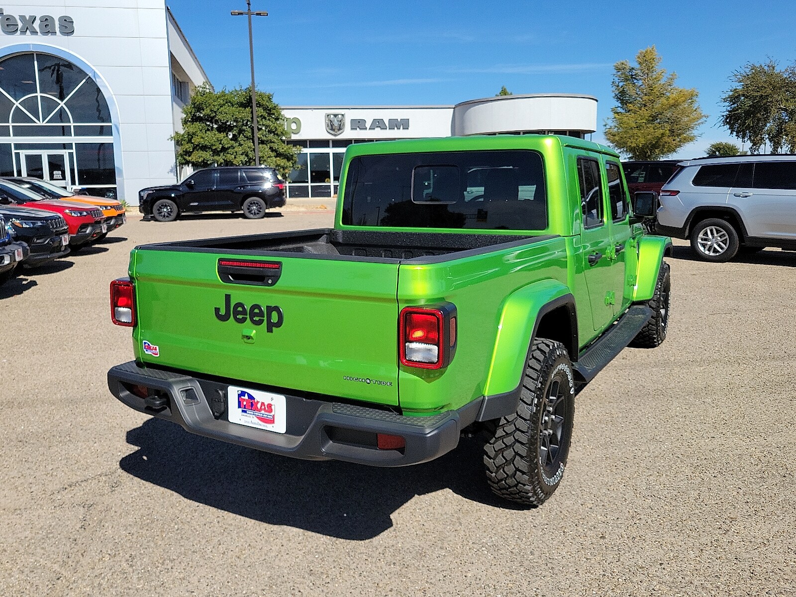 2025 Jeep Gladiator Sport photo 4